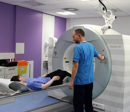 PET/CT scanner machine