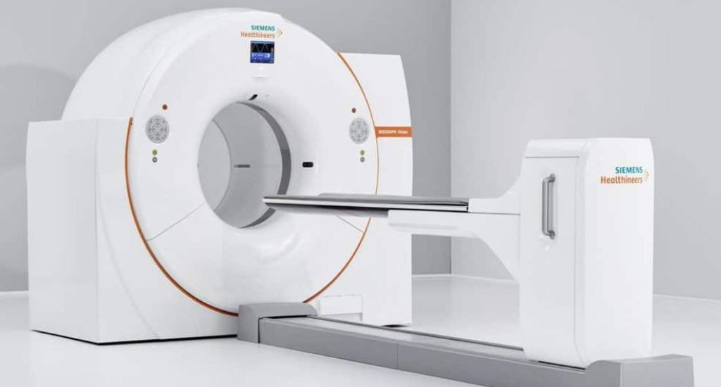 PET/CT scanner machine